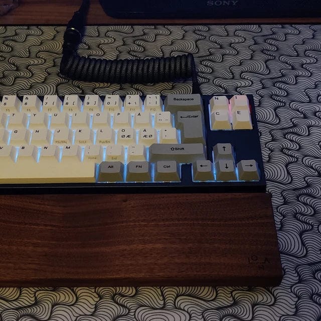 Customer photo review of American Black Walnut Keyboard Palm Rest