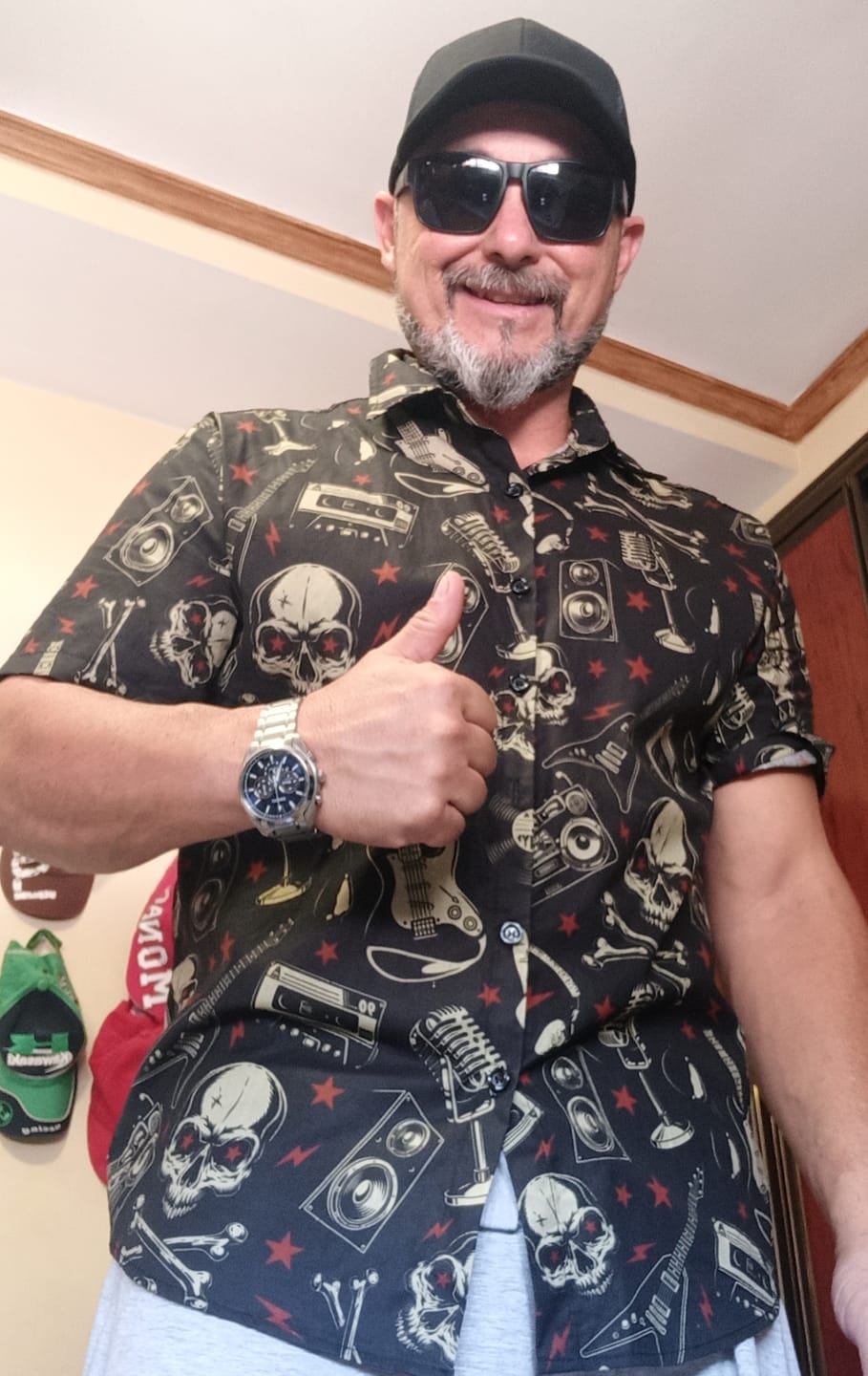 Customer photo review of Men's Skull Music Punk Rock and Roll Cool Funny Hawaiian Shirt
