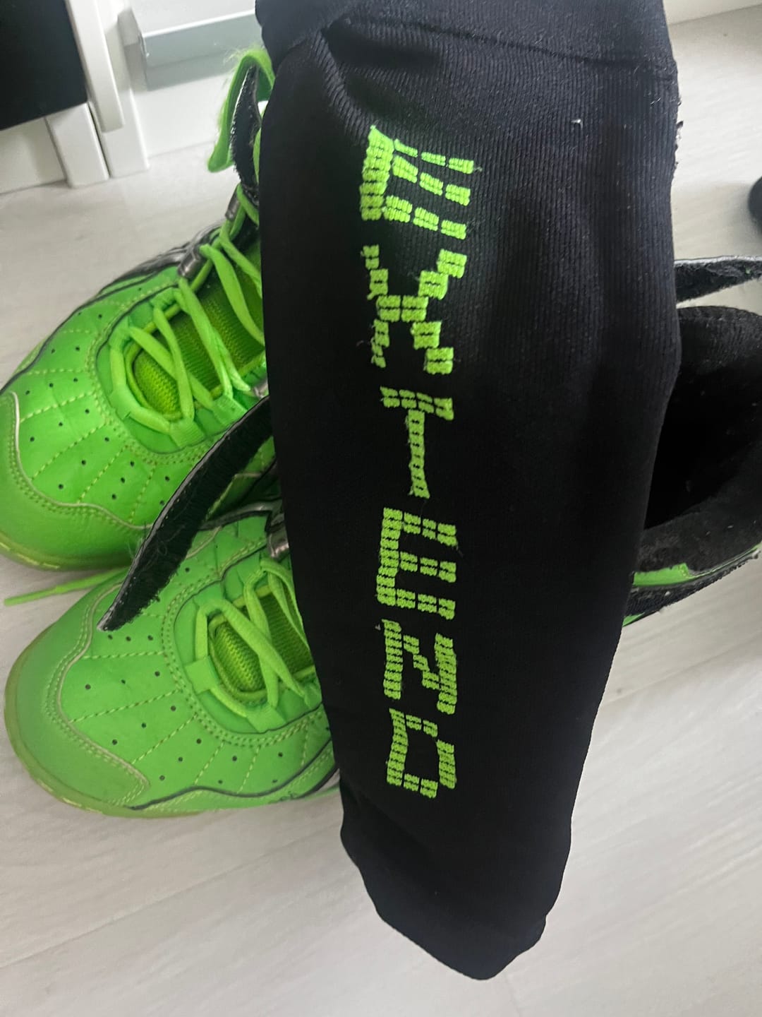 Customer photo review of eXtend High – Kompressiosäärystimet – Musta/Lime