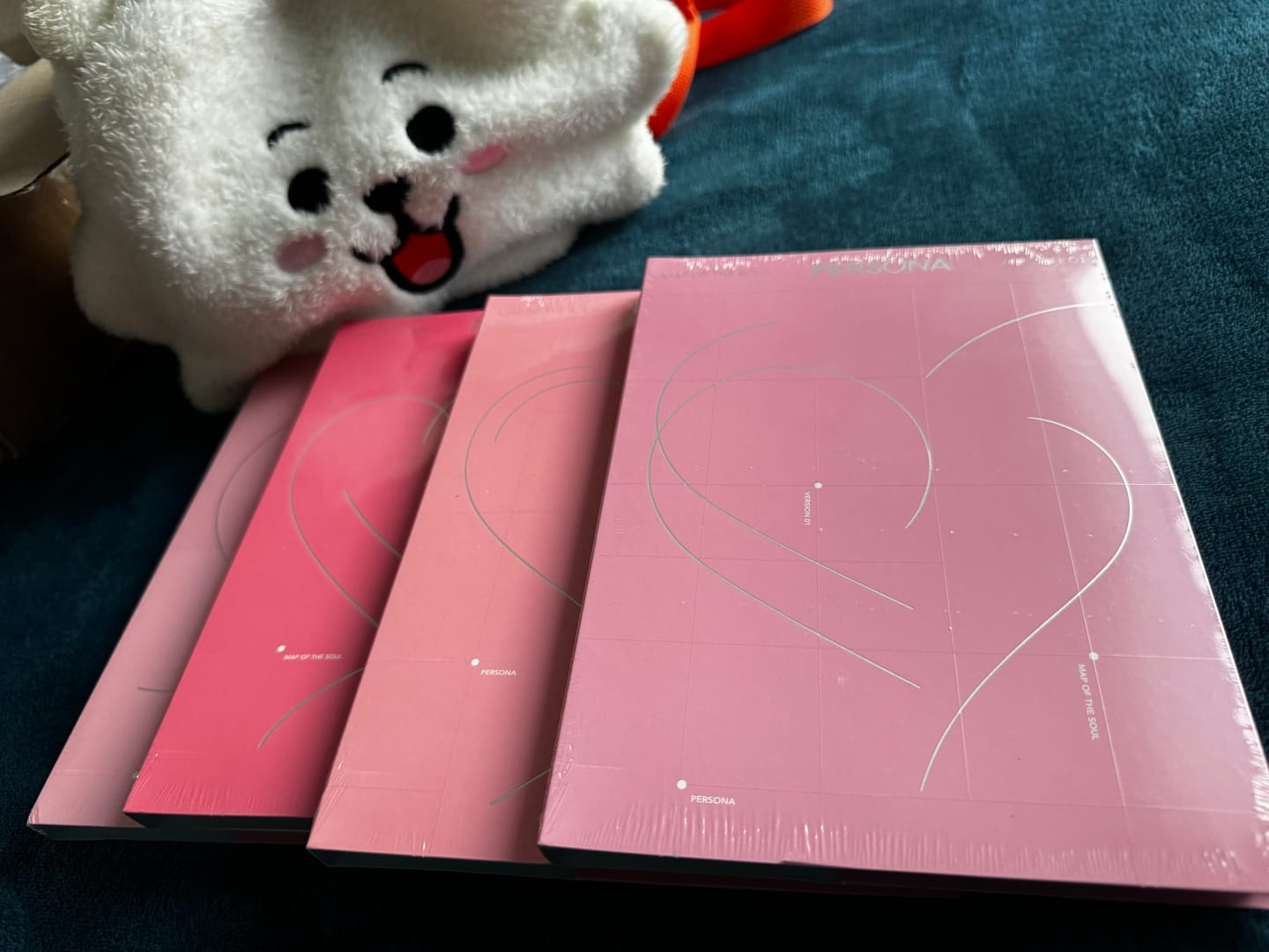 Customer photo review of BTS - 6TH MINI ALBUM MAP OF THE SOUL PERSONA