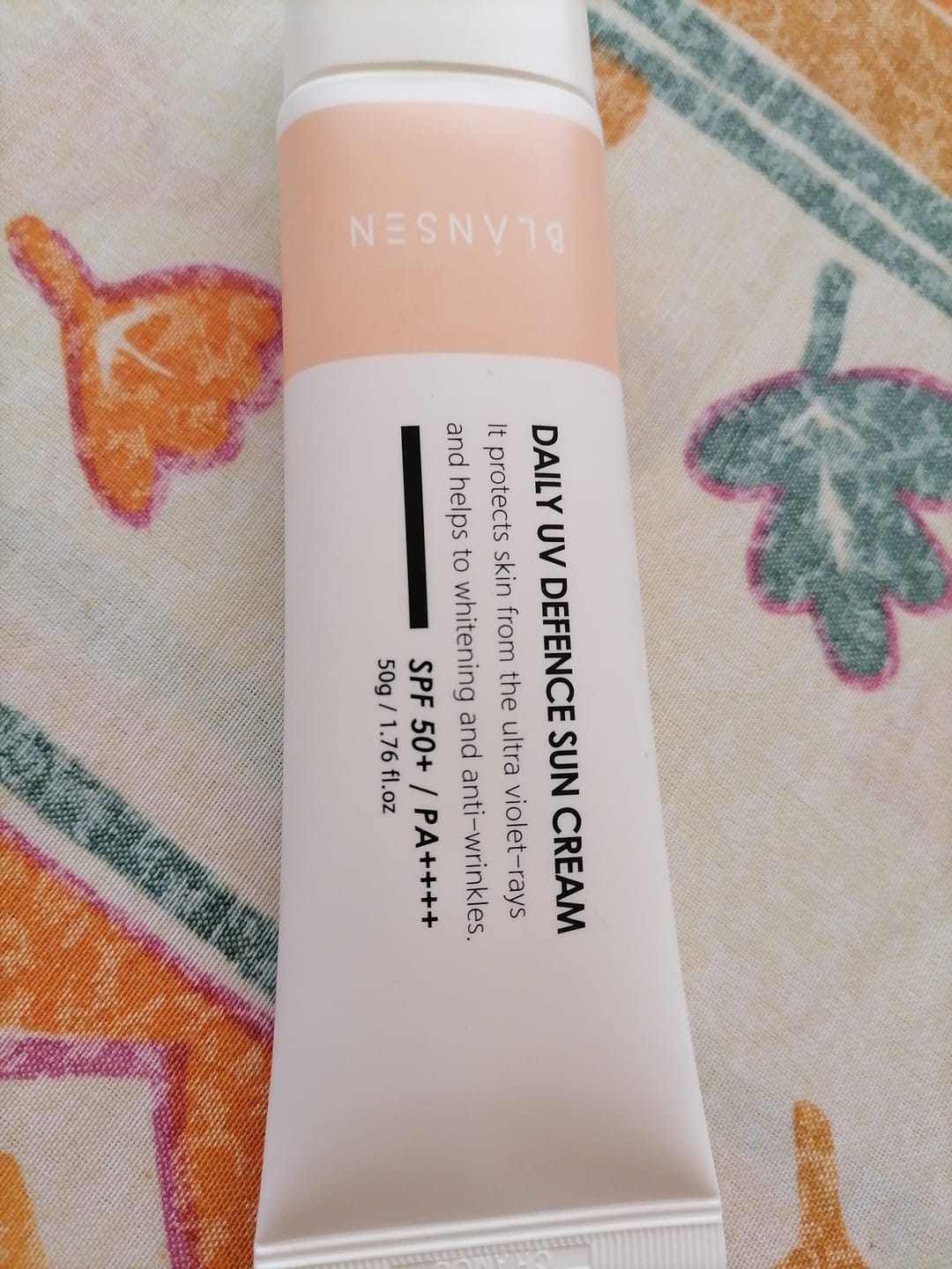 Customer photo review of Слънцезащитен крем за коригиране на пигментни петна и бръчки Chamos Blansen  Daily UV SPF50 Defence Sun Cream