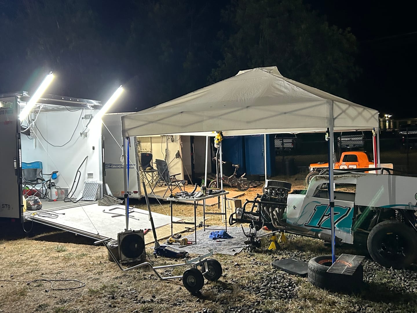 Customer photo review of Racing Trailer Pit Light – Dual 5 Foot Pole 20,000 Lumens