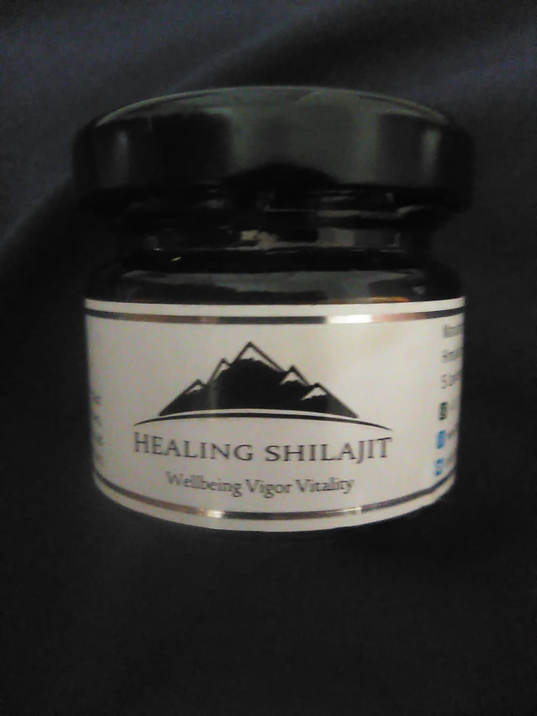 Customer photo review of 30 Gram Healing Shilajit - 60 Days Serving - Sourced From 16000 Feet - Contains 80+ Minerals Fulvic Acid Humic Acid - Used for anti aging, antioxidant (body detox), healing, stress, anxiety, low energy level, low testosterone level.