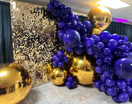 Customer photo review of Golden Color Inflatable Mirror Ball Reusable Big Bubble Balloon