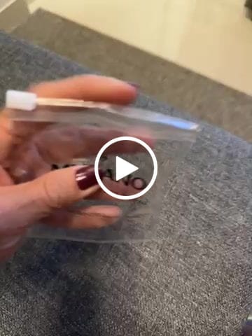 Customer video review of Bracelete Inter Banhado em Ouro 18k
