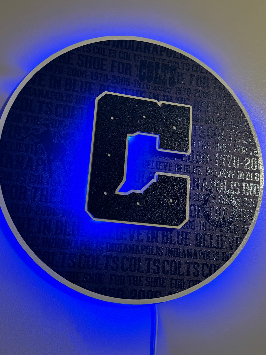 Customer photo review of Indianapolis Colts CRAFT SERIES 3D Embossed Metal Wall Art