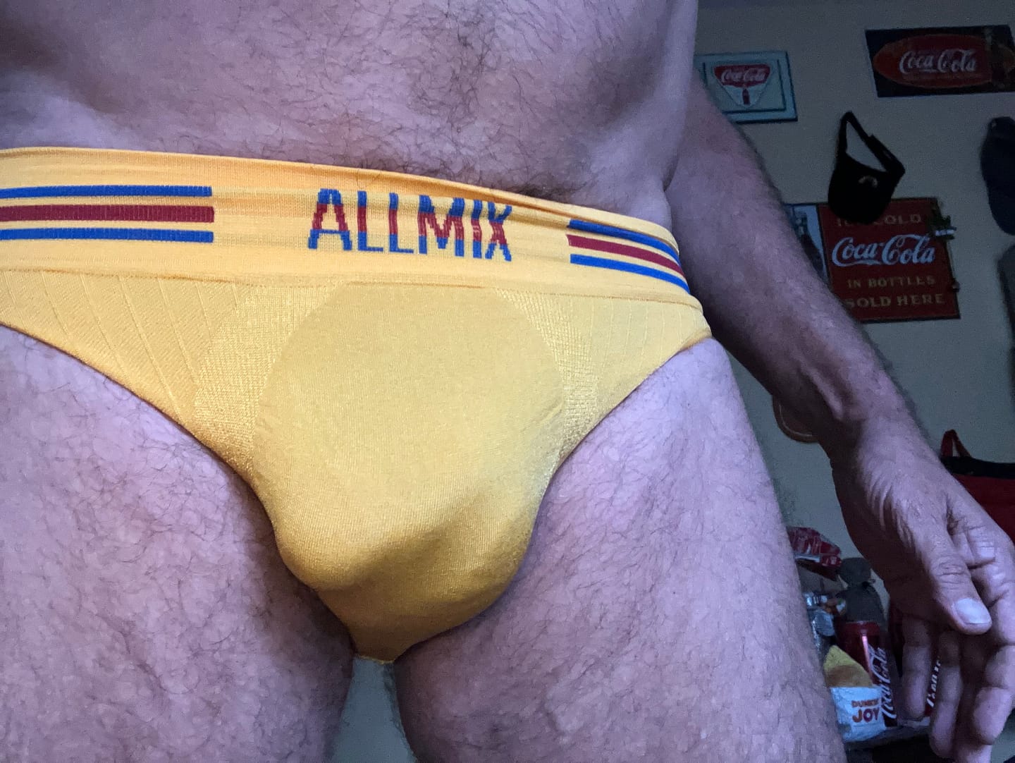 Customer photo review of 5 Pack Men's Seamless Bulge Pouch Briefs