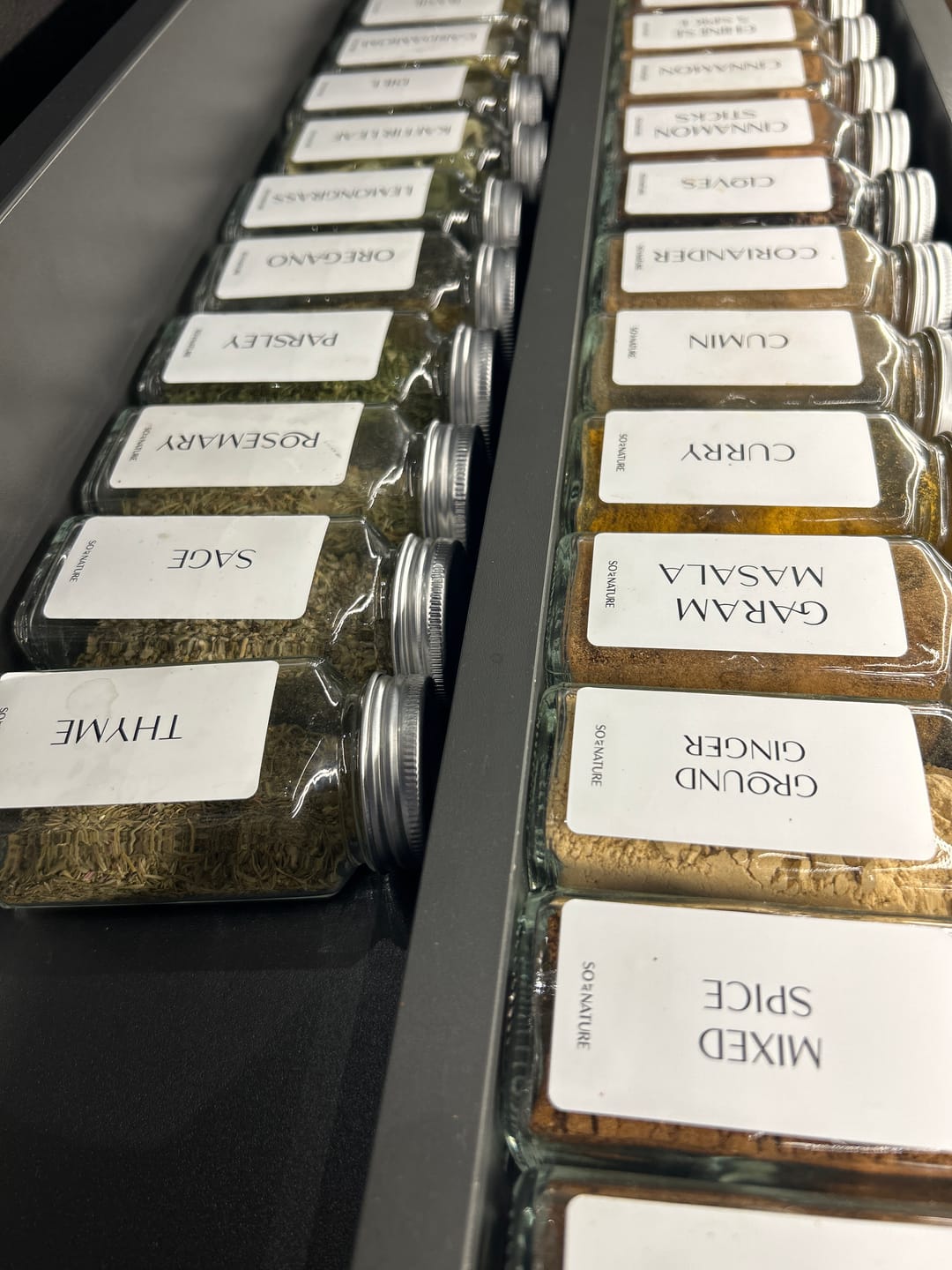 Customer photo review of Squared Base Spice Jar With Metal Lid - Komi