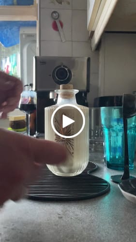 Customer video review of MYOM Original Oat Drink Blend (6 x 65g - Makes 6 x 500ml)
