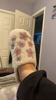 Customer photo review of Purple Flowers Slip-on Slippers