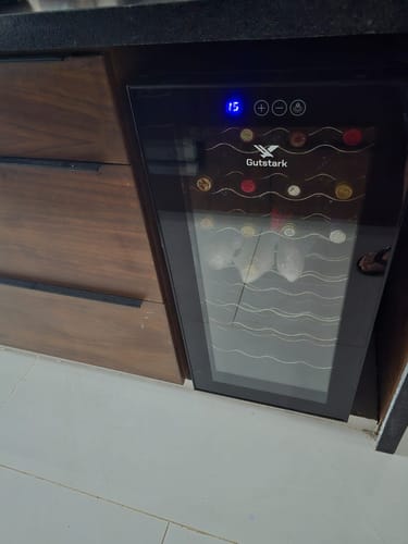 Customer photo review of Cava de Vinos Refrigerador 32 Botellas Calidad Exclusive Premium