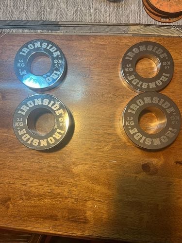 Customer photo review of Discos Fraccionados IRONSIDE Set de 1 y 2,5 KG