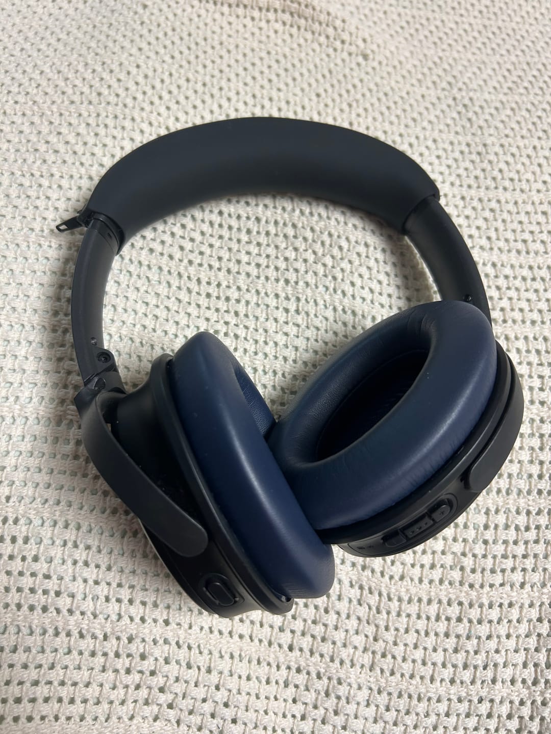 Customer photo review of Bose QuietComfort Silicone Headband Cover - WC BandZ QC