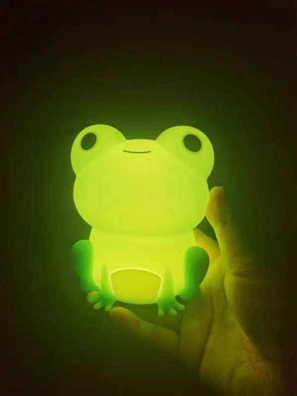 Customer photo review of Huggwaii Squishy Silicone Peculiar Frog LED Night Light - Perfect Gift for Kids and Girls