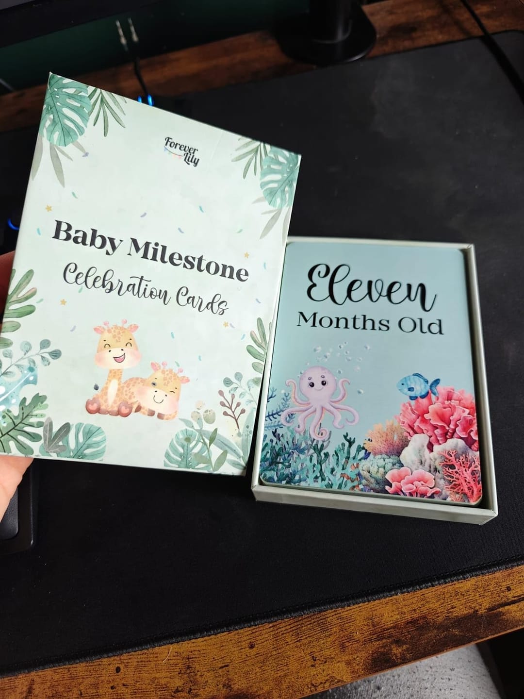 Customer photo review of 40 Baby Milestone Cards - First Year Memories - Pregnancy Gifts for Mum - New Baby Gift - Unisex Milestone Baby Cards - Baby Shower Gifts