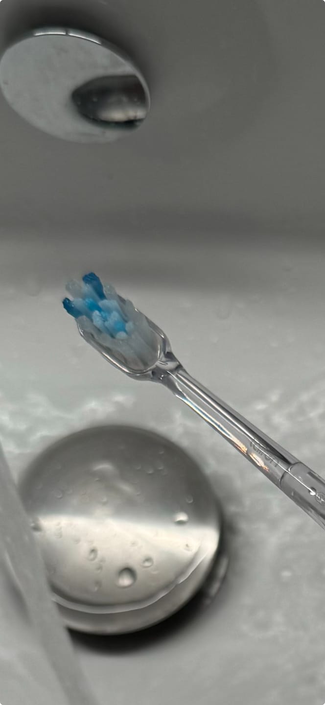 Customer photo review of Laifen Wave Toothbrush Heads