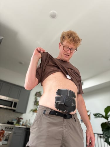 Customer photo review of The Ultimate EMS Abs & Muscle Trainer