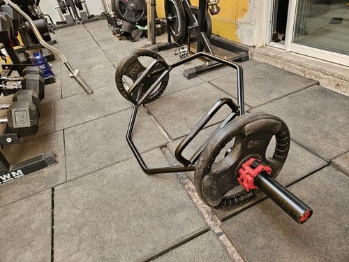Customer photo review of Barra Hexagonal IRONSIDE Negra