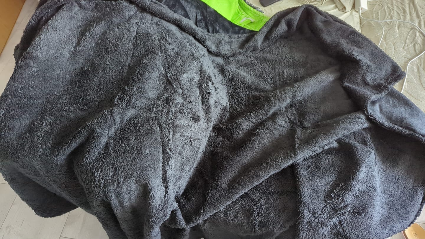 Customer photo review of Liebesdecke™ - Die Wasserdichte Kuscheldecke