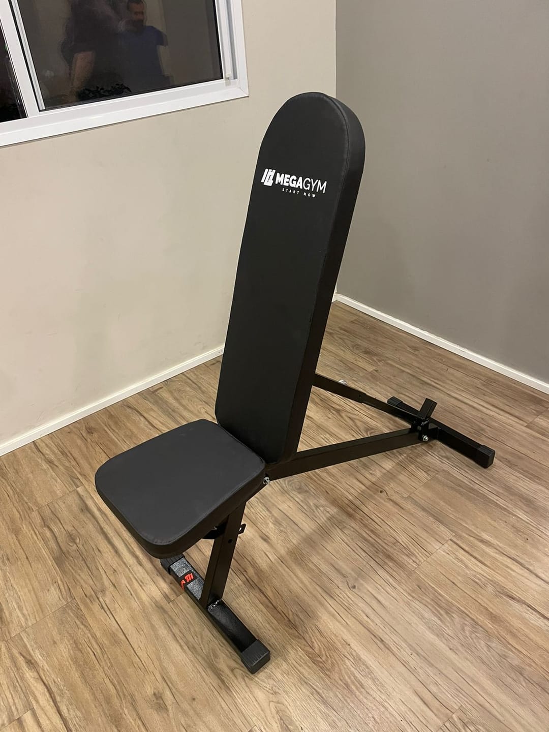 Customer photo review of Banco de musculação 6x1 posições