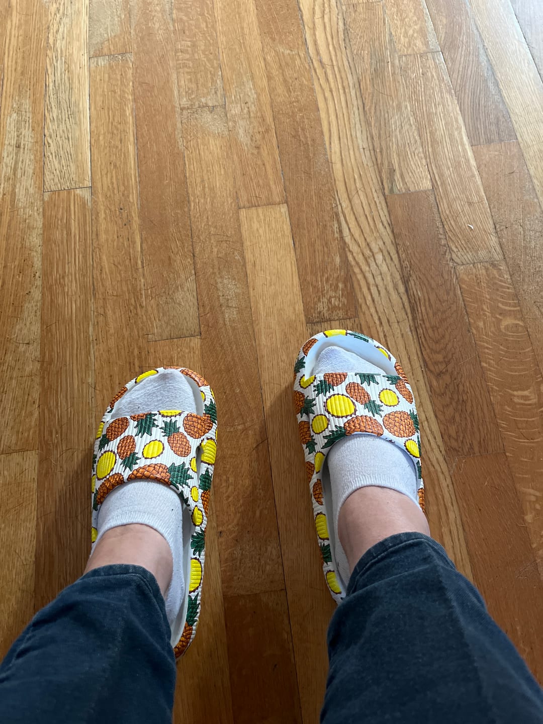 Customer photo review of HappyFlops Limited Editions