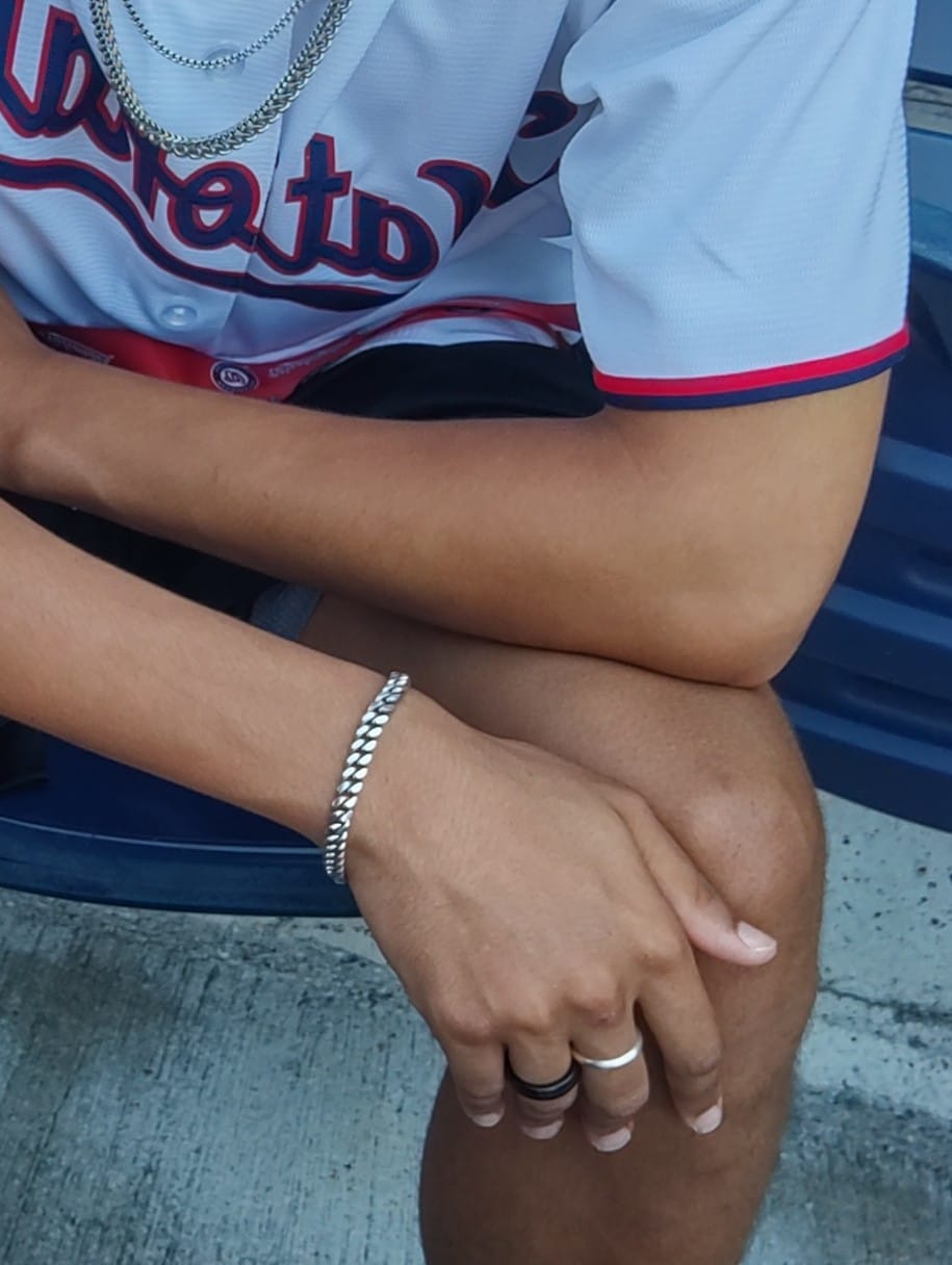 Customer photo review of 7mm Figaro Link Bracelet
