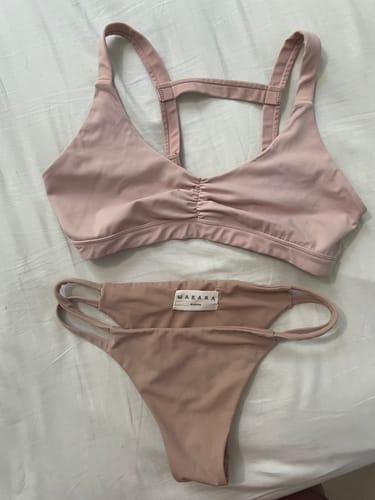 Customer photo review of Kiku Sporty Bra Bikini Top