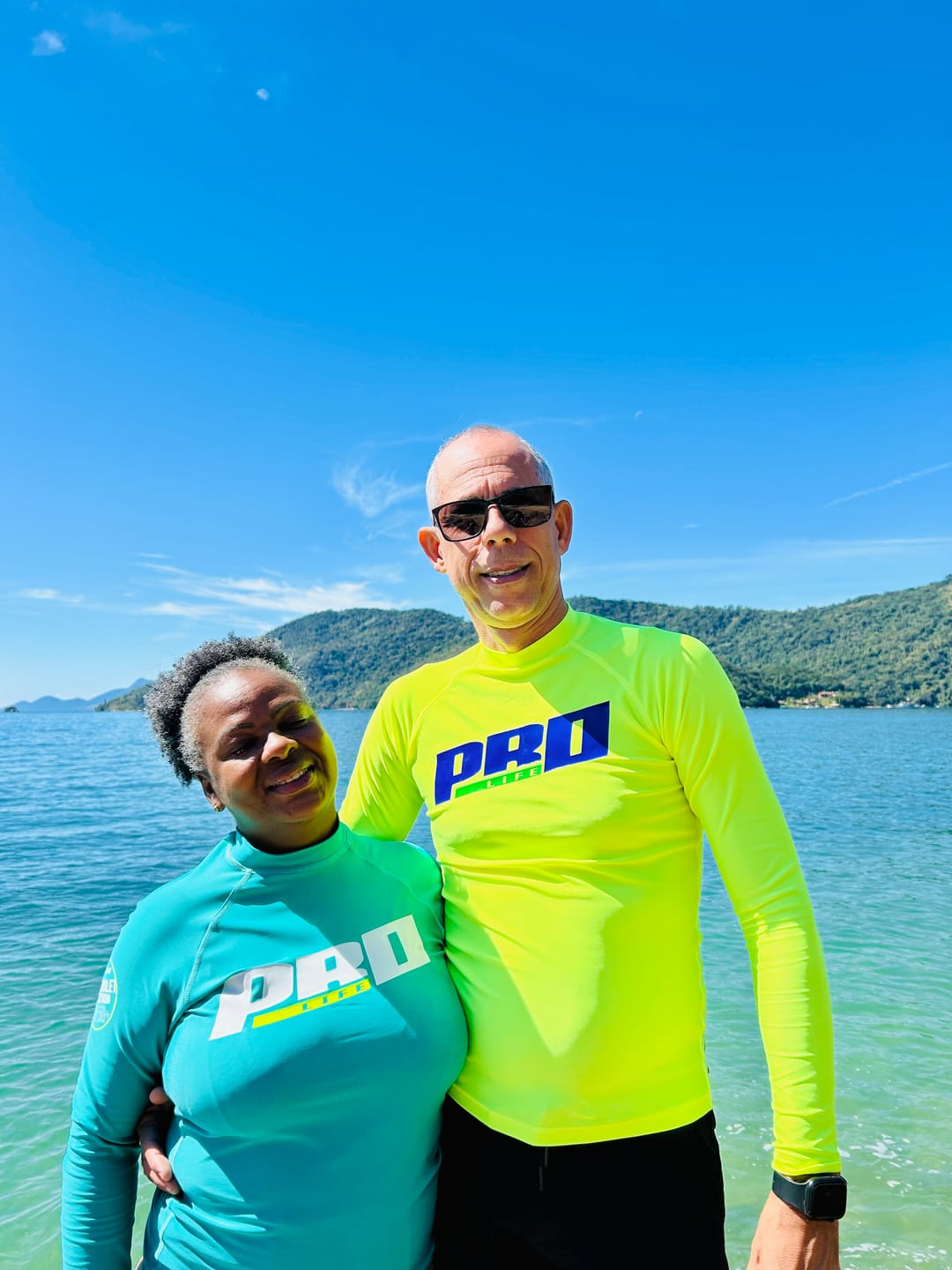 Customer photo review of Camisa Lycra 703L