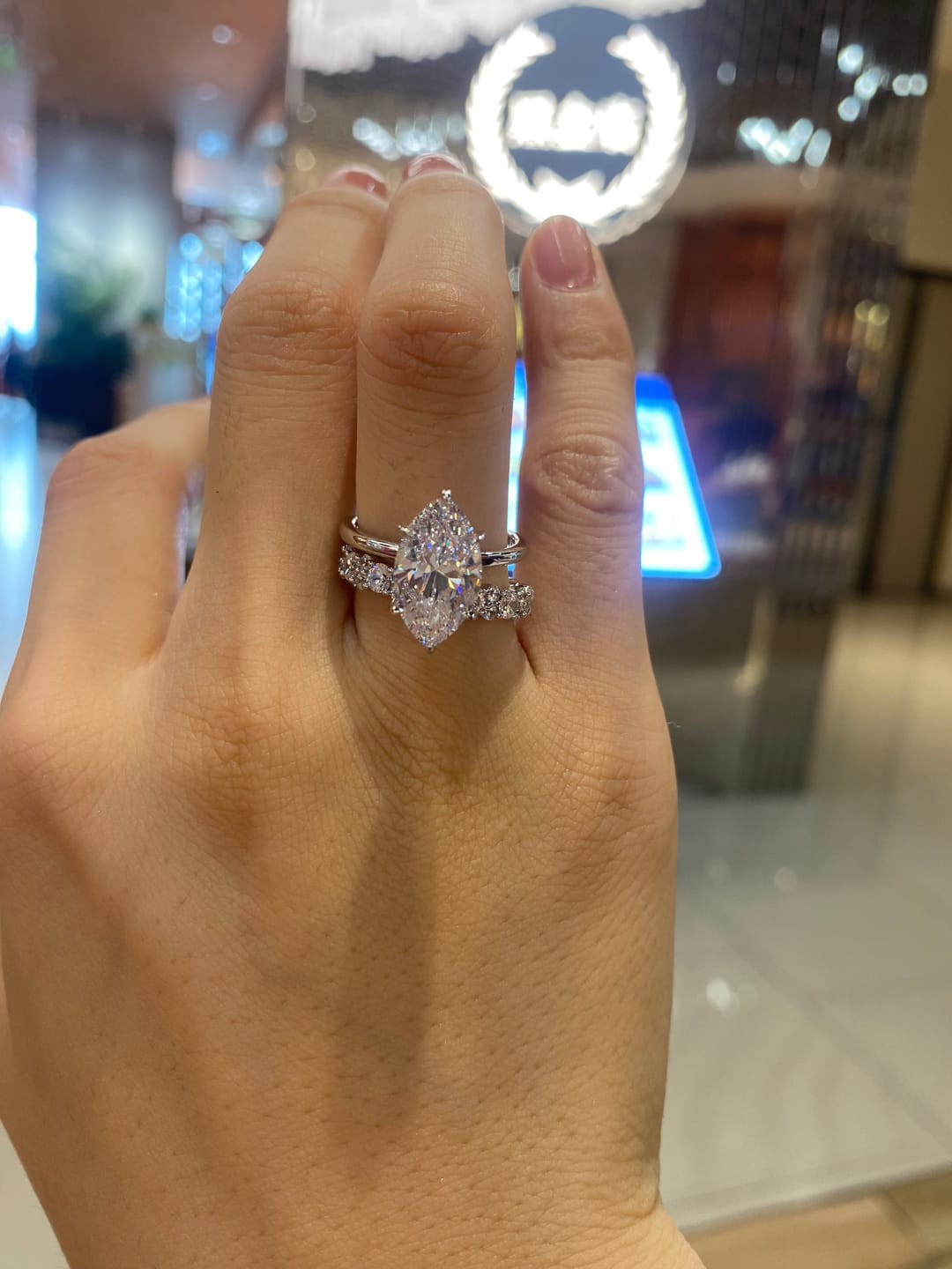 Customer photo review of S925 Special 3.0Ct Marquise Cut Wedding Set Bridal Rings With Wedding Band Travel Rings