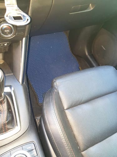 Zbigniew S. review of Dywaniki samochodowe na zamówienie - Przód image 1 out of 2