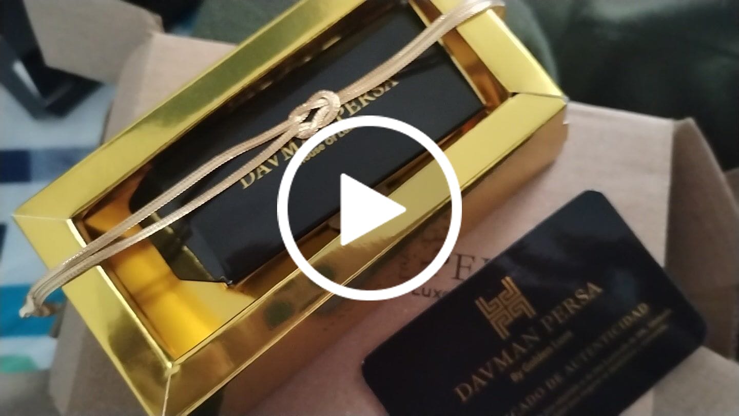 Customer video review of Pulsera Unity en Oro laminado 18k Para Dama