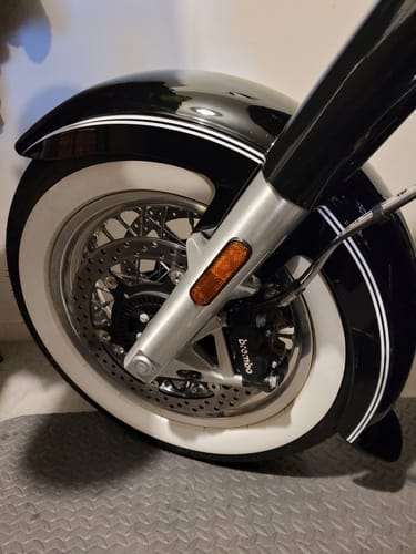 Customer photo review of Tyre Shine / Conditioner 16 Oz (474ml)