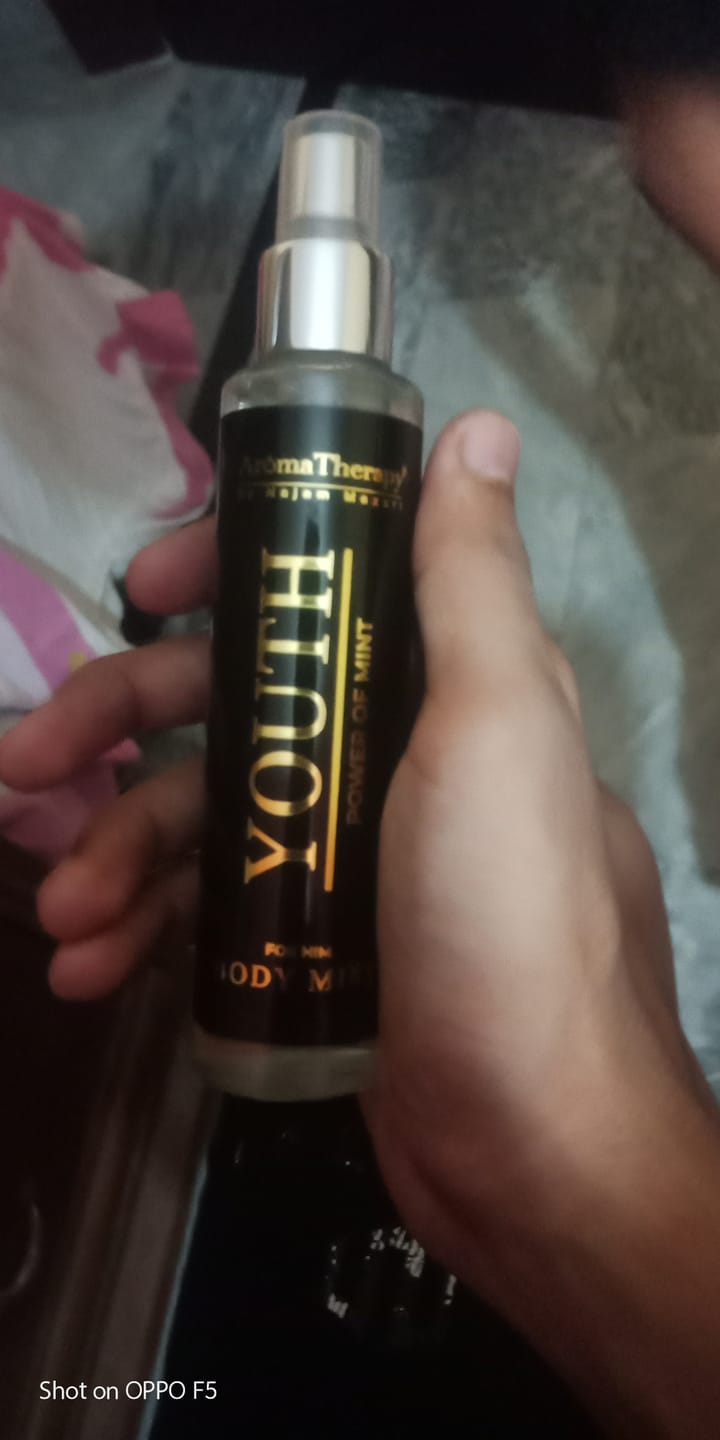 Customer photo review of Youth Natural Body Mist - Made With Mint - Splash of Confidence!!