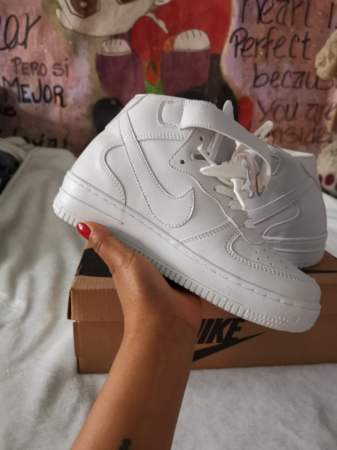 Customer photo review of Tenis 841 Blanco Total
