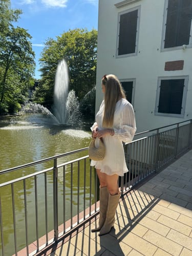 Customer photo review of Susie Plissee Kleid - Weiß