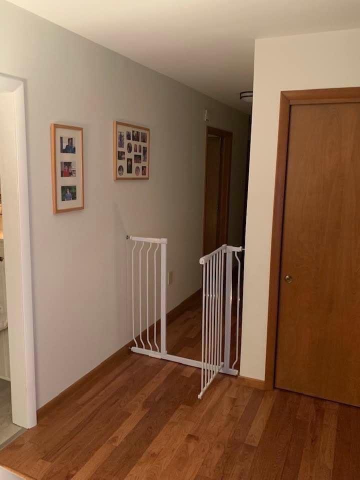 Customer photo review of FairyBaby 40" Extra Tall Baby Gate in Heavy Duty Design