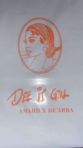 Customer photo review of Dee IT Girl Vision Board