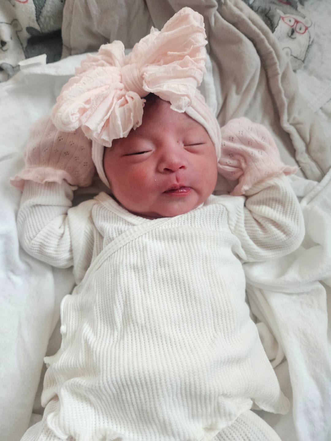 Customer photo review of Little Ballerina Headband 3 pack set