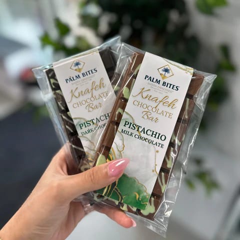 Customer photo review of Knafeh Chocolate Bar (Pistachio)
