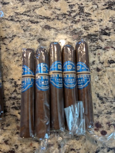 Customer photo review of Don Roque Robusto