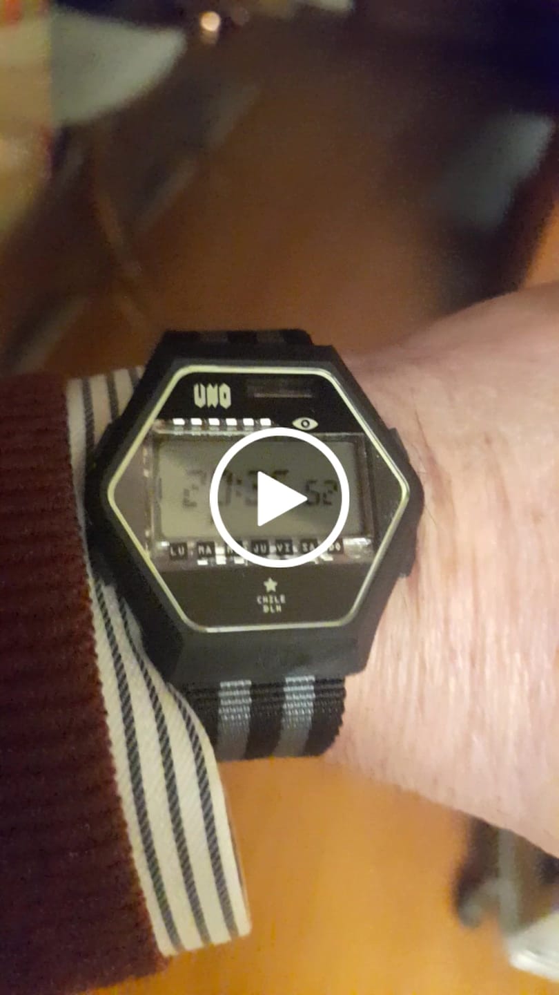 Customer video review of PREVENTA CON DESPACHO JULIO: El Número Uno, el primer reloj digital en la historia de Chile