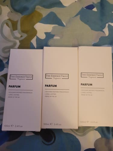 Customer photo review of 100ml x3 Perfume Set
