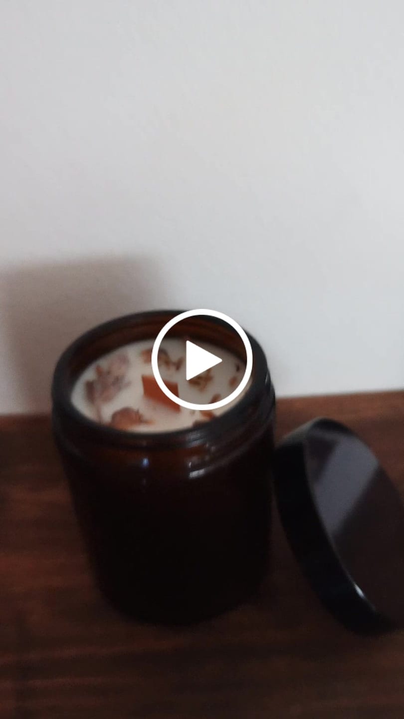 Customer video review of Tarro ámbar con tapa negra de 180 ml