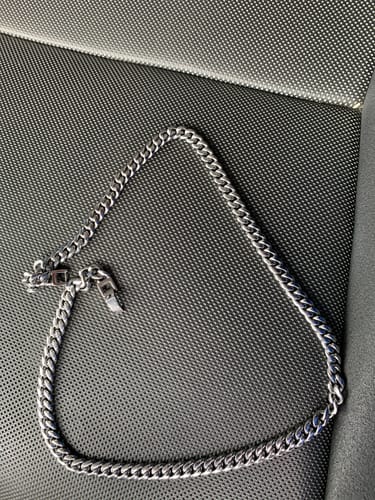 Reseña con foto de un cliente sobre Cadena Cuban Link 8mm