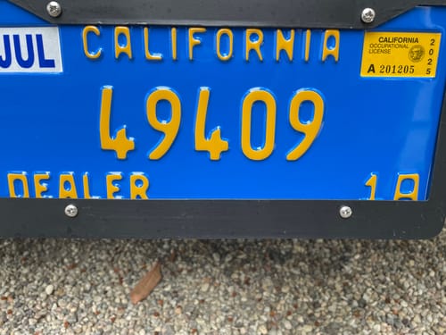 Customer photo review of 1975 CALIFORNIA DEALER LICENSE PLATE 6"x12" (156.5mm x 305mm)