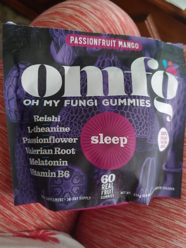 Customer photo review of Reishi Sleep Gummies