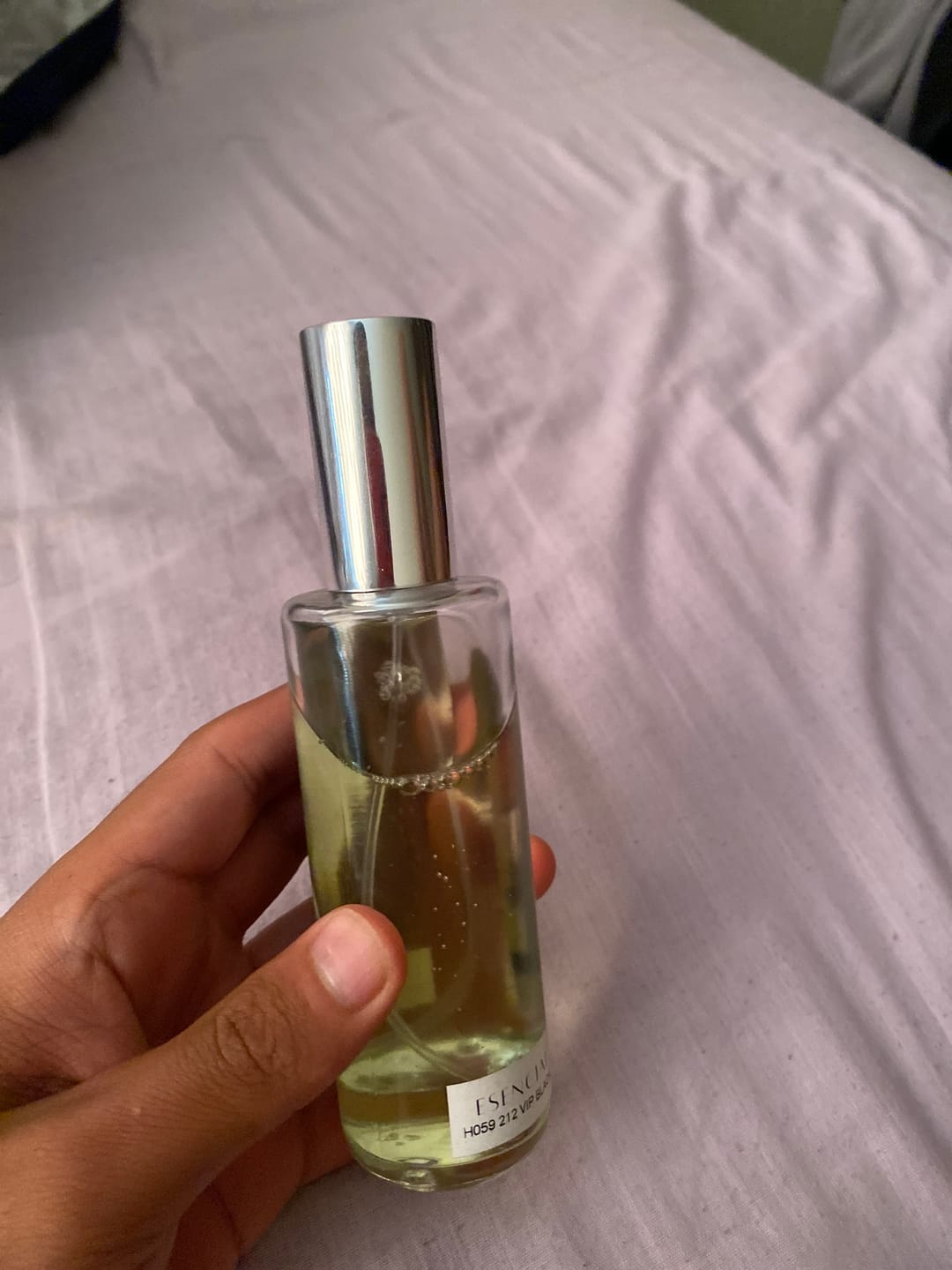 Customer photo review of H059 Inspirado en: 212 Vip Black - Carolina Herrera