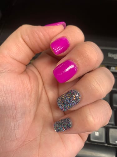 Customer photo review of D767 Insomniac Gray Glitter Dip Powder