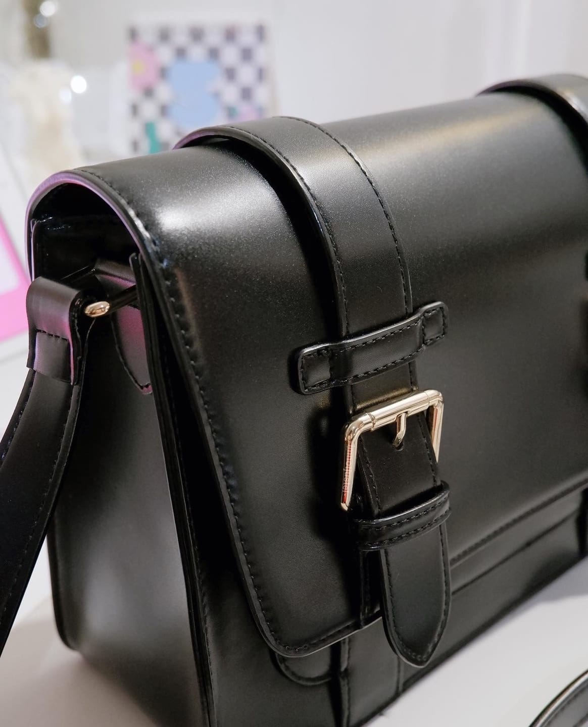 Customer photo review of Jane Messenger Bag