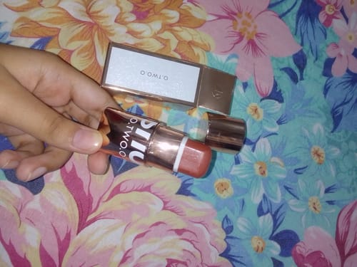 Customer photo review of O.TWO.O GLOW COLOR BOUNCE MOUSSE BLUSH